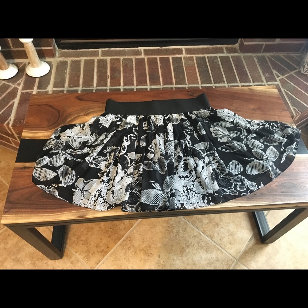 Express Short Summer Skirt
